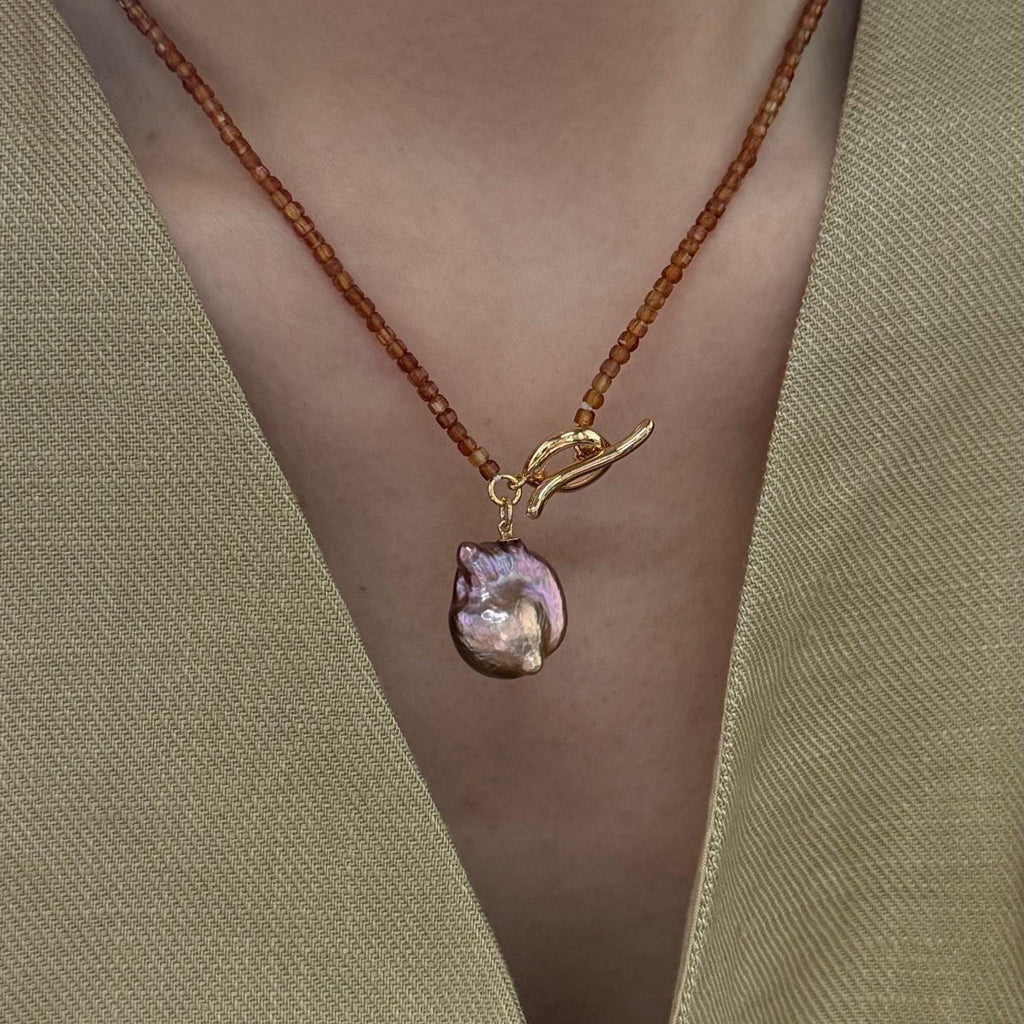 Baroque Fireball Pearl Necklace – Garnet Beads - Irregular Beauty Pearl