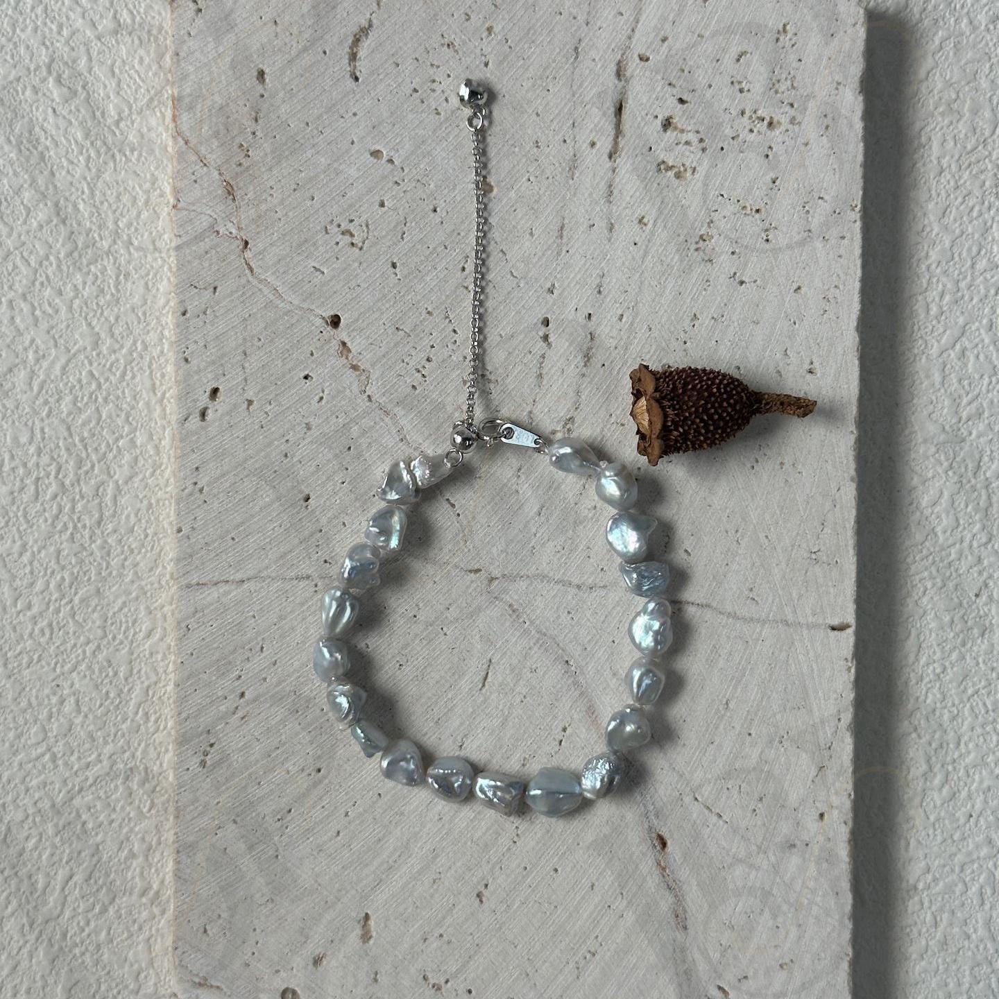 Blue Blood Pearl Bracelet - 925 Sterling Silver - Irregular Beauty Pearl