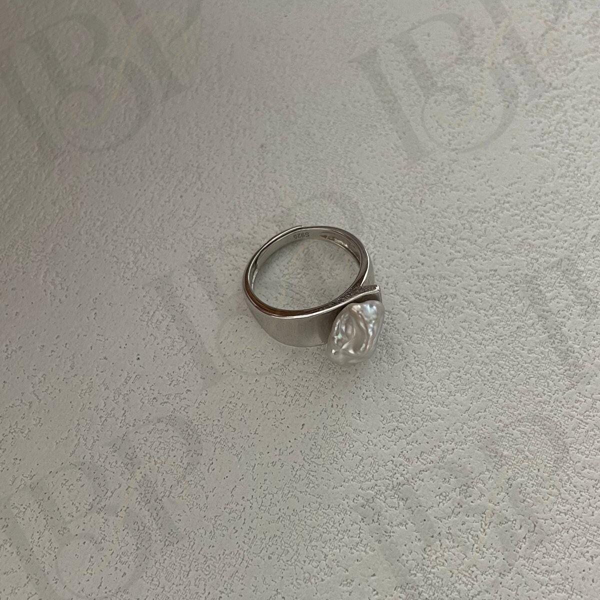 Large Keshi Pearl Ring - Adjustable 925 Sterling Silver Band - Irregular Beauty Pearl