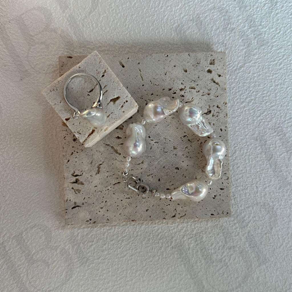 Chunky Baroque Pearl Bracelet - Irregular Beauty Pearl