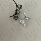 Edgy Baroque Pearl Ring - Sculptural Sterling Silver Statement Jewelry - Irregular Beauty Pearl