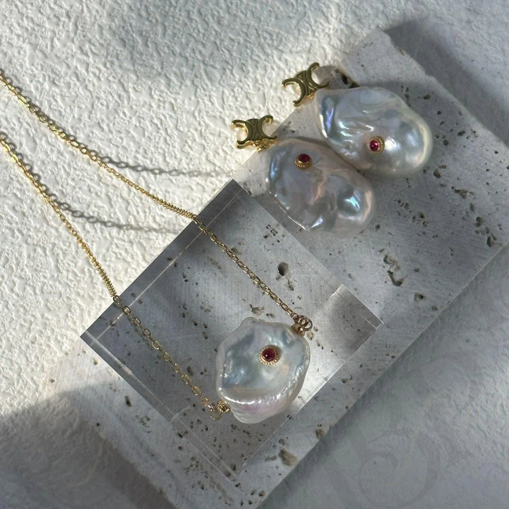 Ruby Zircon Petal Pearl Necklace - Irregular Beauty Pearl