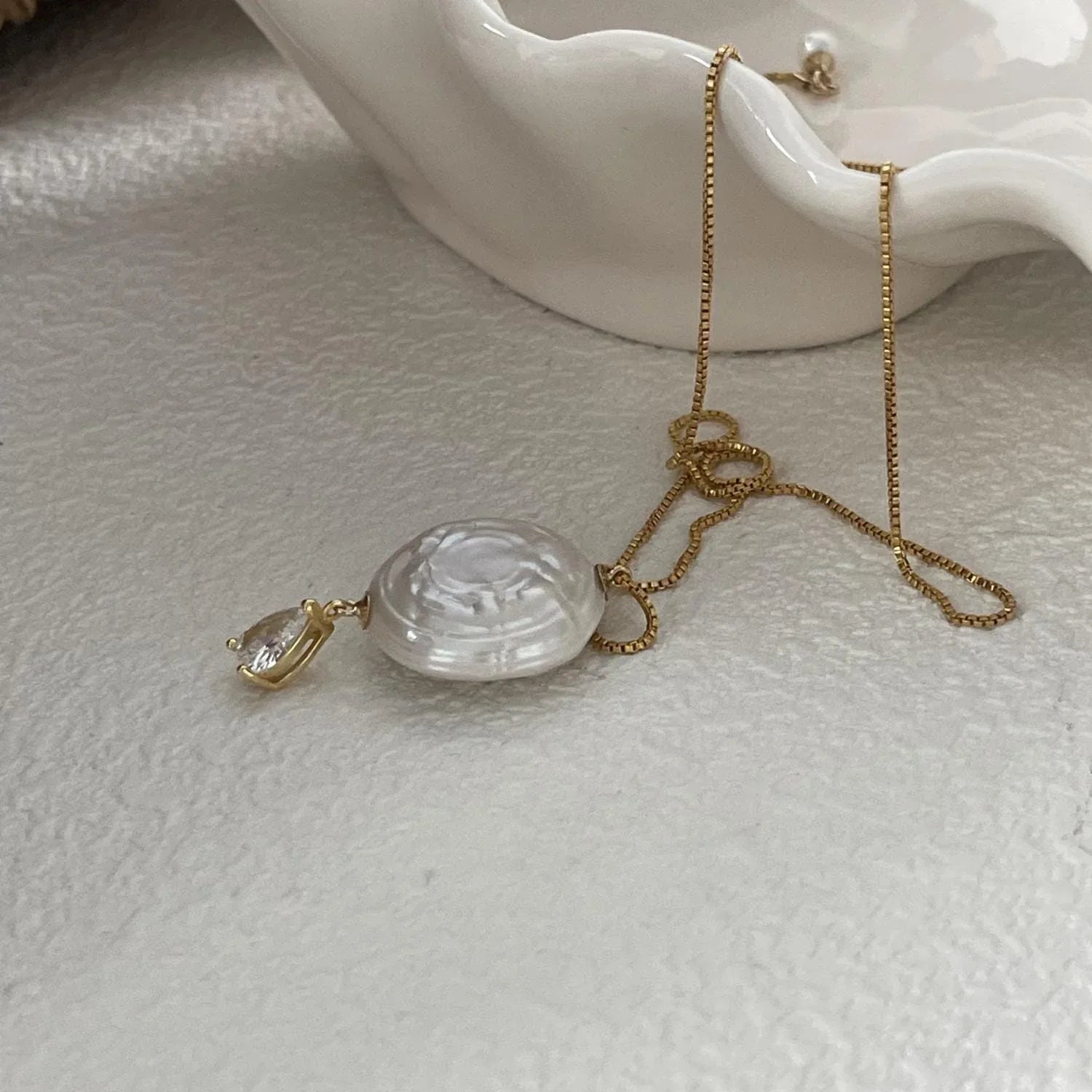 Coin Pearl Necklace - Irregular Beauty Pearl