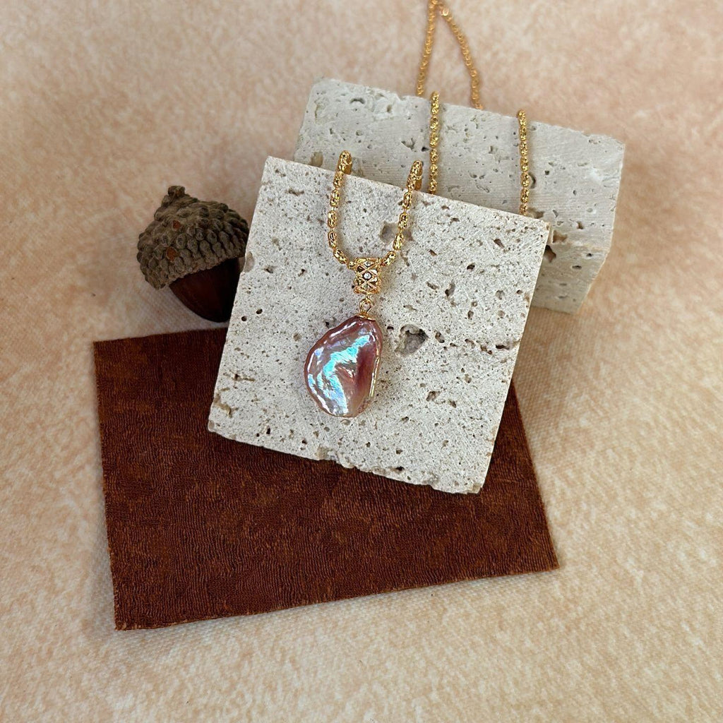 Iridescent Petal Pearl Necklace - Irregular Beauty Pearl