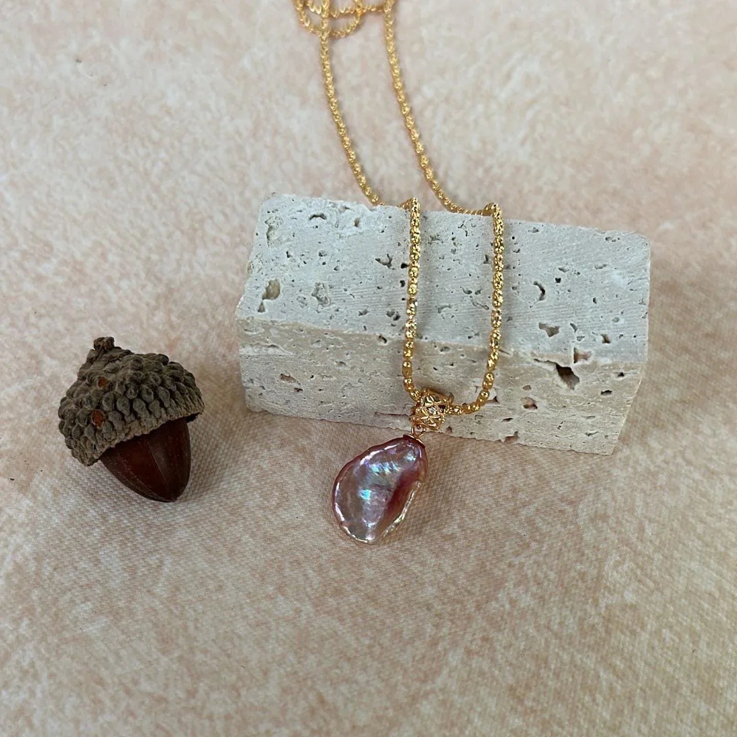 Iridescent Petal Pearl Necklace - Irregular Beauty Pearl