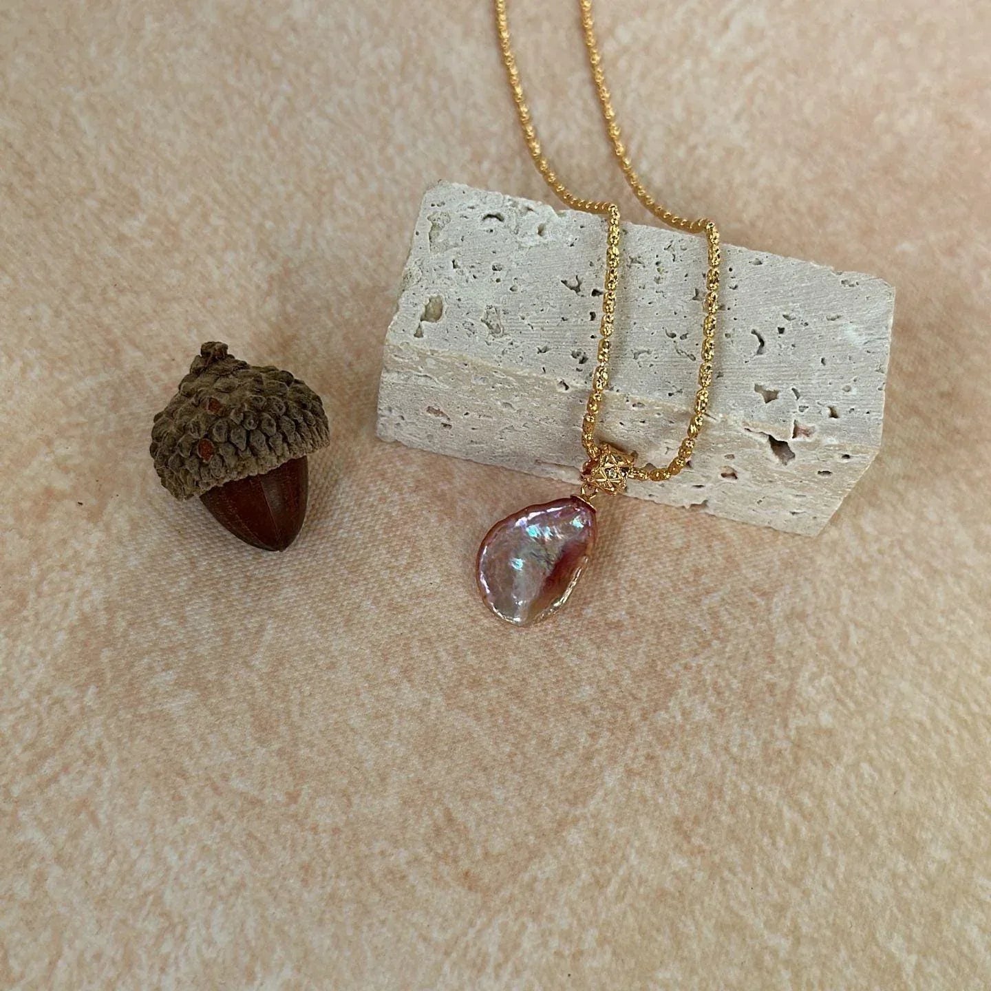 Iridescent Petal Pearl Necklace - Irregular Beauty Pearl