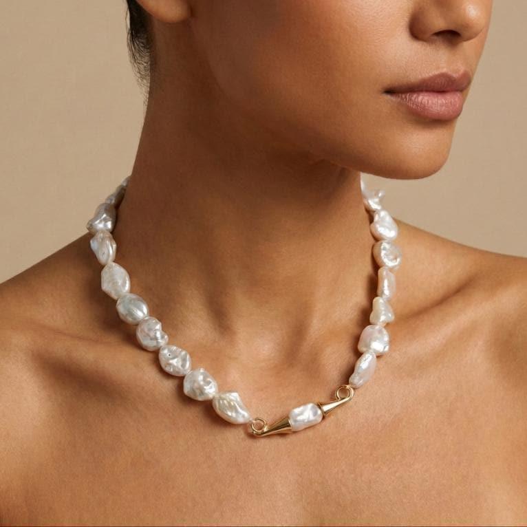 Winged Baroque Pearl Necklace - Irregular Beauty Pearl