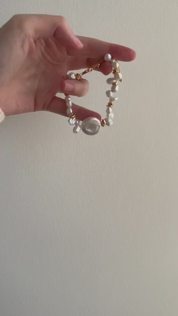 Large Disc Keshi Pearl Bracelet